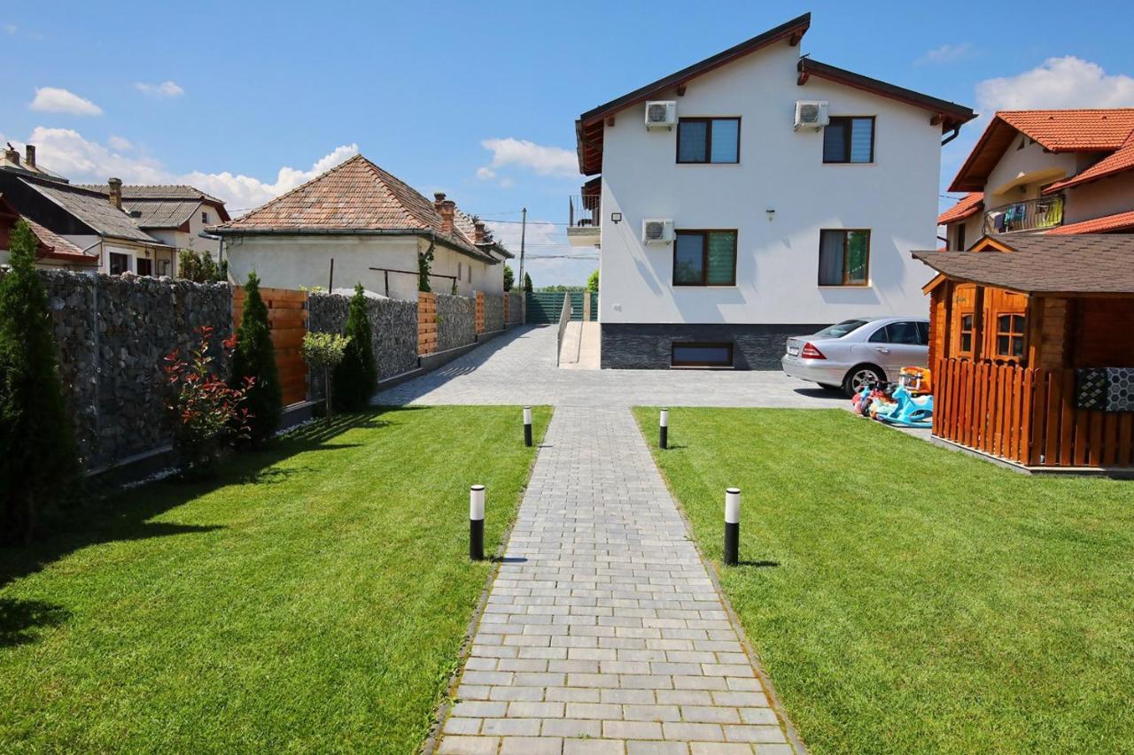 Casa Sorriso Hotel Turda Exterior photo
