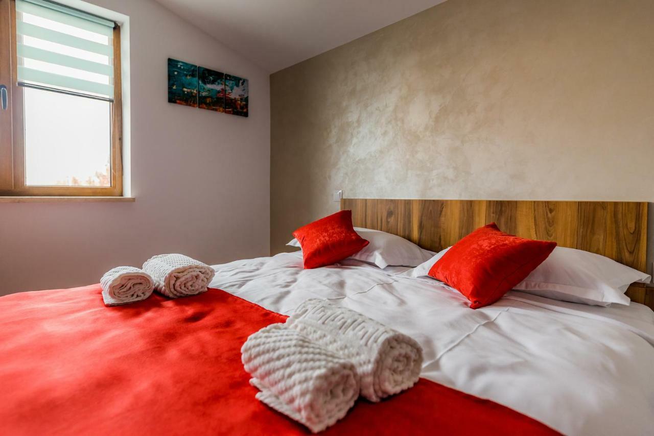 Casa Sorriso Hotel Turda Exterior photo
